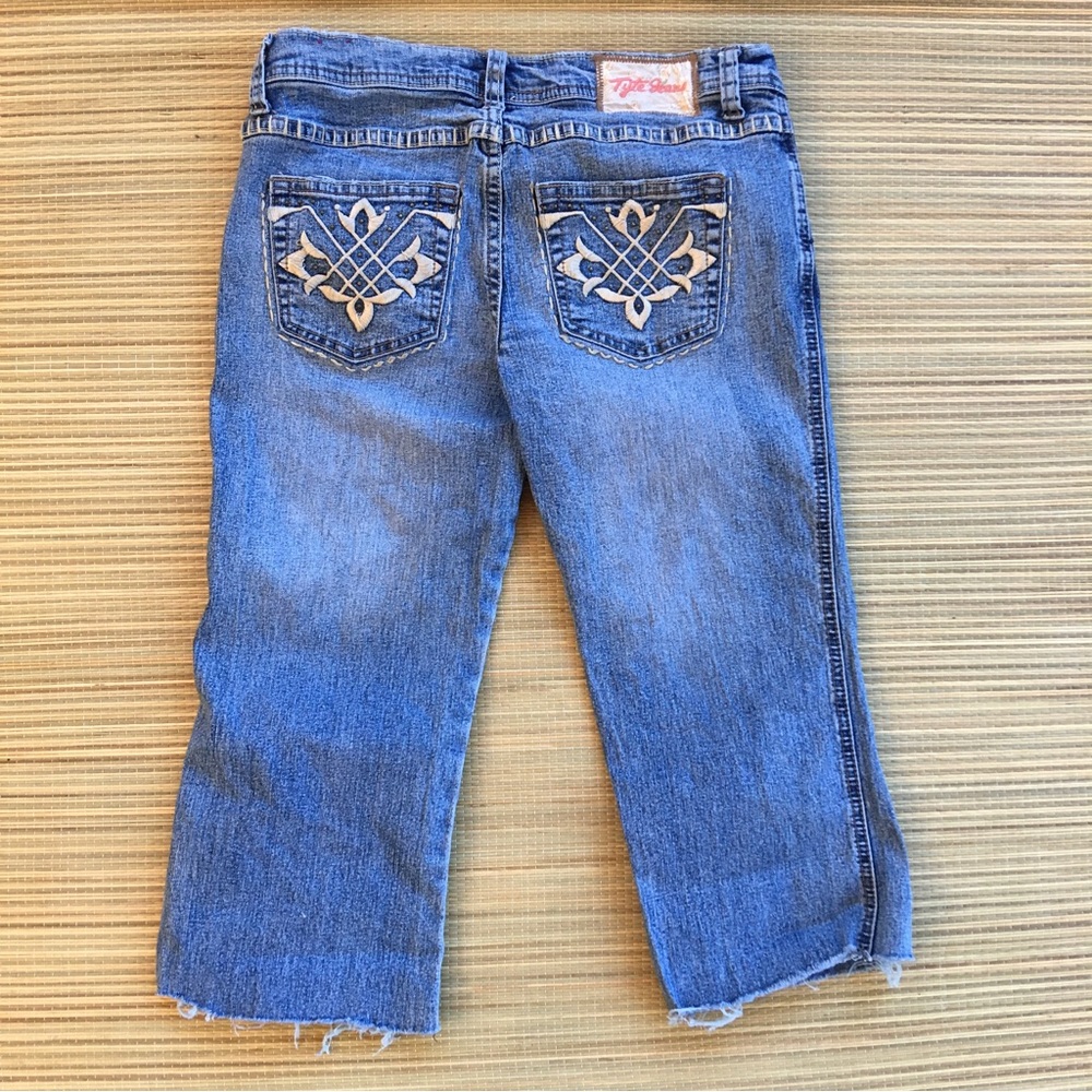 Tyte Brand Cut Off Cropped Jeans